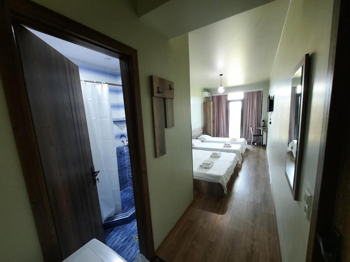 Delta Hotel Ureki Buitenkant foto