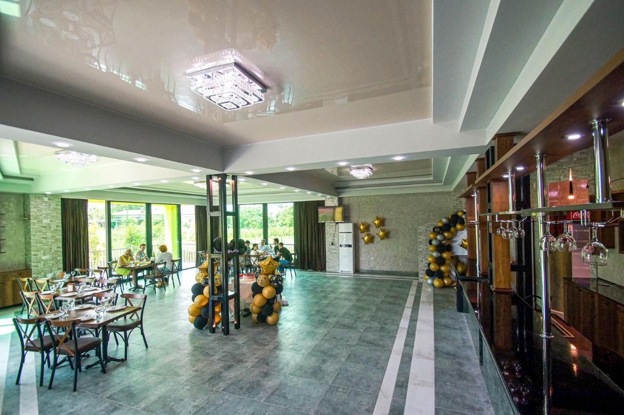 Delta Hotel Ureki Buitenkant foto