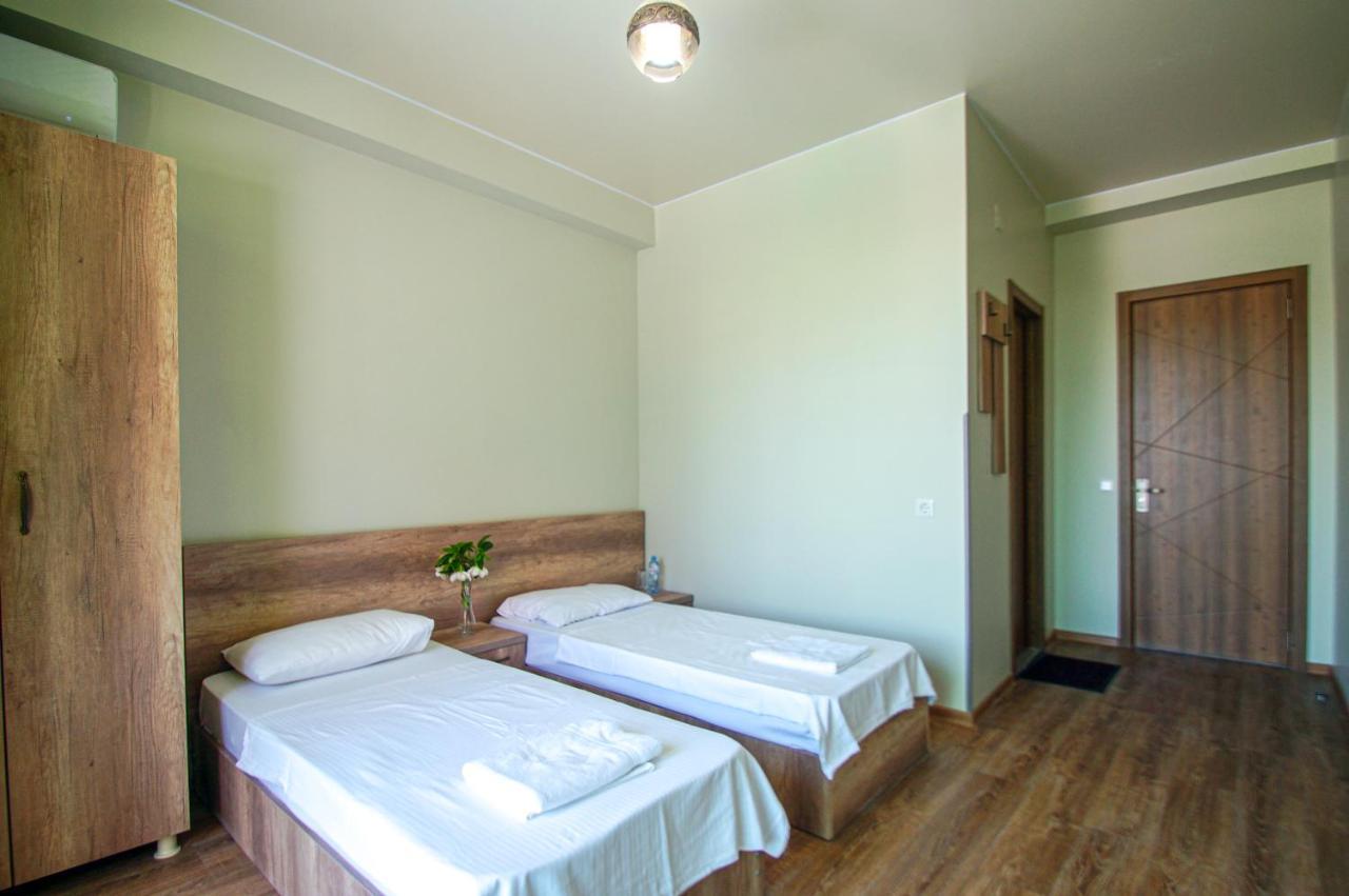 Delta Hotel Ureki Buitenkant foto
