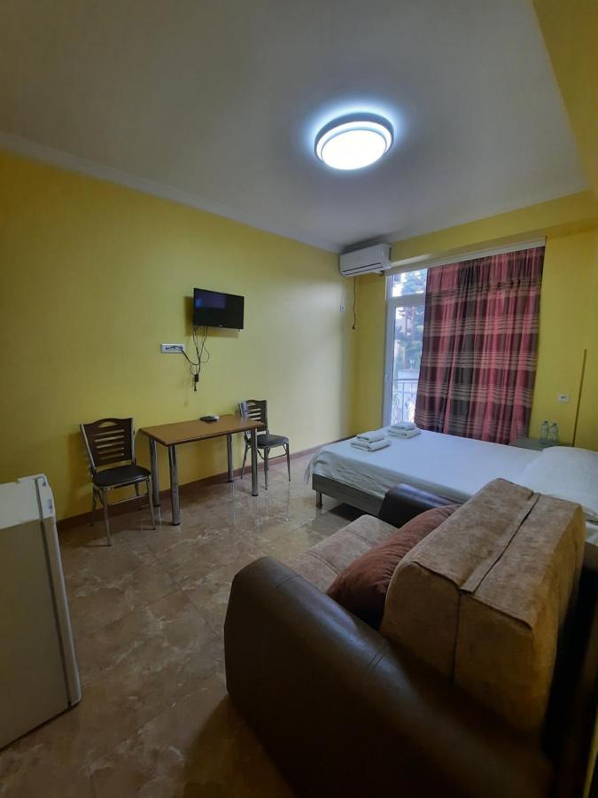 Delta Hotel Ureki Buitenkant foto