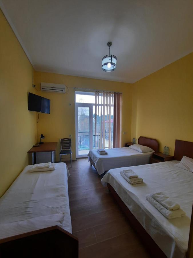 Delta Hotel Ureki Buitenkant foto